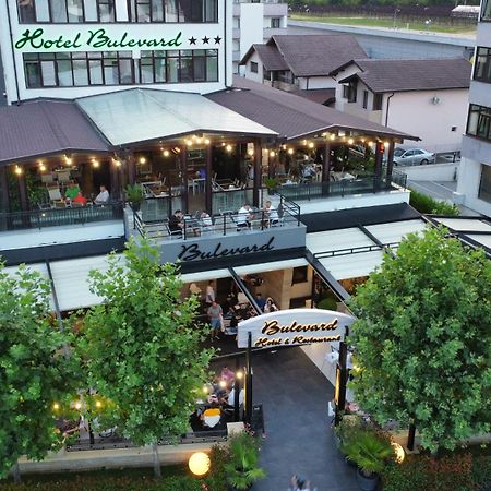 Hotel Bulevard Râmnicu Vâlcea Esterno foto