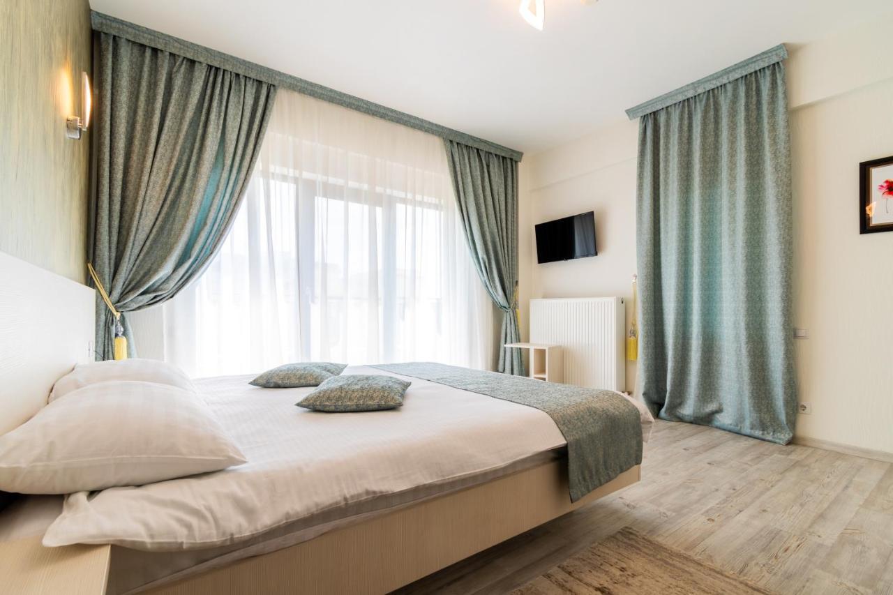 Hotel Bulevard Râmnicu Vâlcea Esterno foto